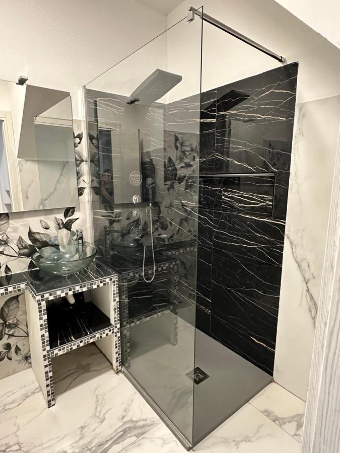 Myhome Taccioli Wellbeing มิลาน ภายนอก รูปภาพ
